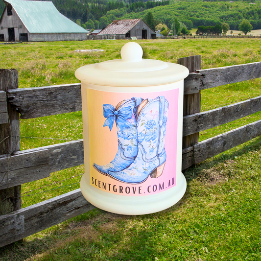 Country Western Wood Wick Soy Candle XL matte white jar