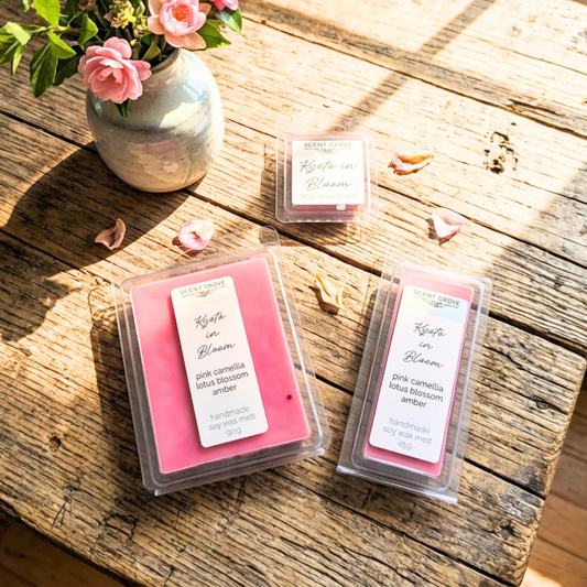 Kyoto in Bloom type scented soy wax melt