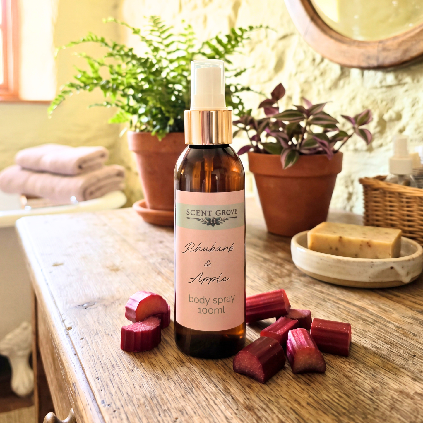 Rhubarb & Apple scented body mist spray 100ml
